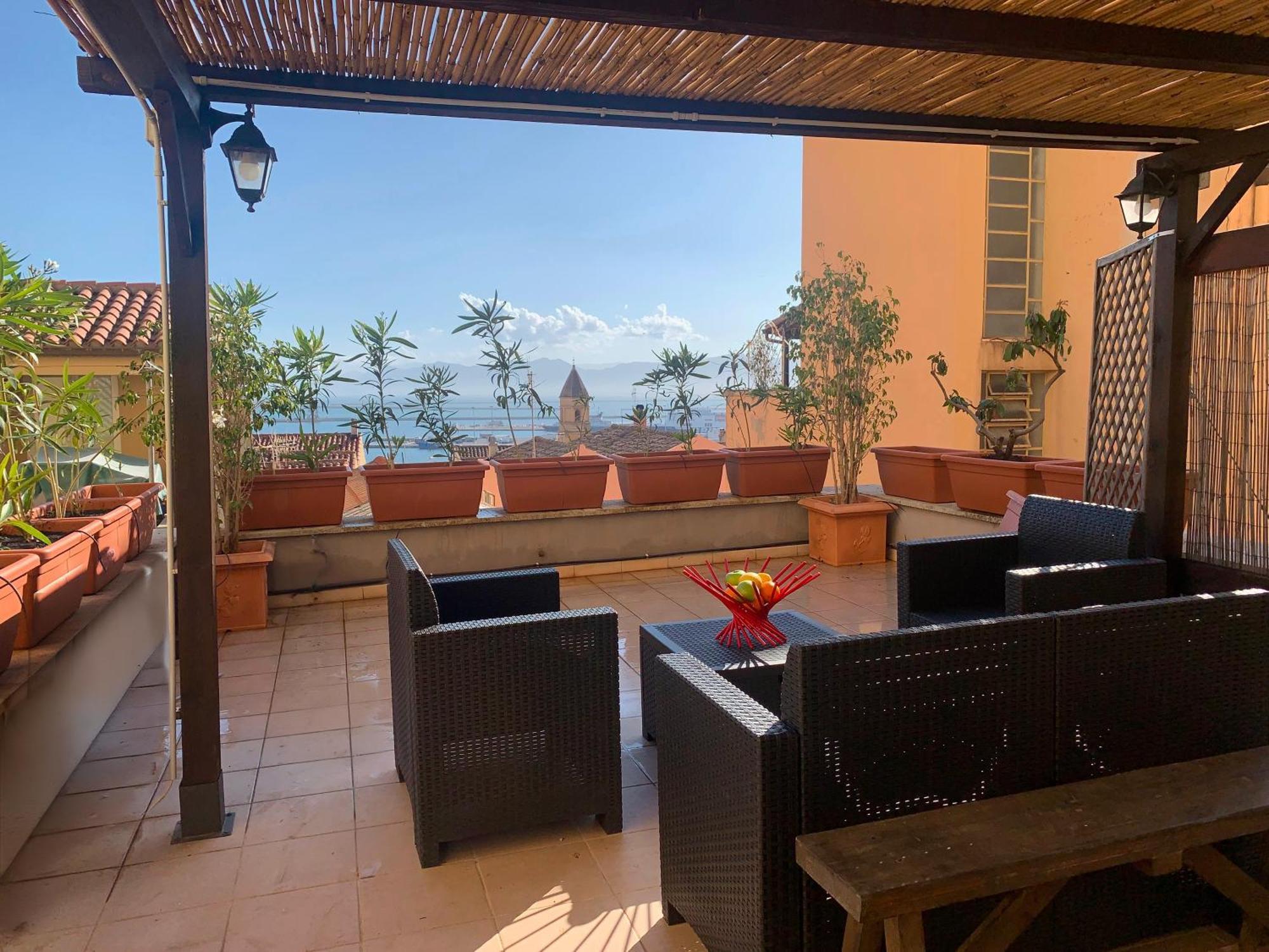 칼리아리 Oasi Urbana Con Terrazza E Vista 아파트 외부 사진